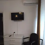 Pensiunea Helvetia Vendégház Bukarest