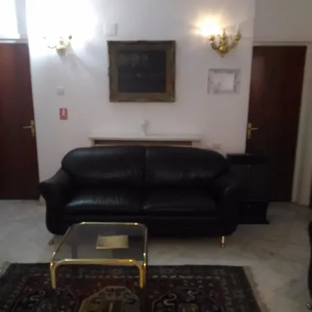 Guest house Pensiunea Helvetia 3*
