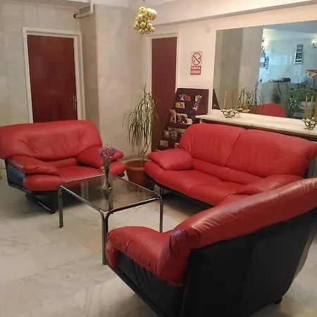 Pensiunea Helvetia 3* بوخارست