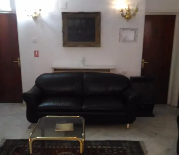 بيت ضيافة Pensiunea Helvetia 3*