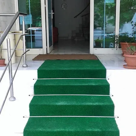 Pensiunea Helvetia 부쿠레슈티